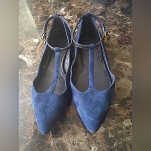 Tory Burch Women’s Navy Suede T-Strap Pointed Toe Flats